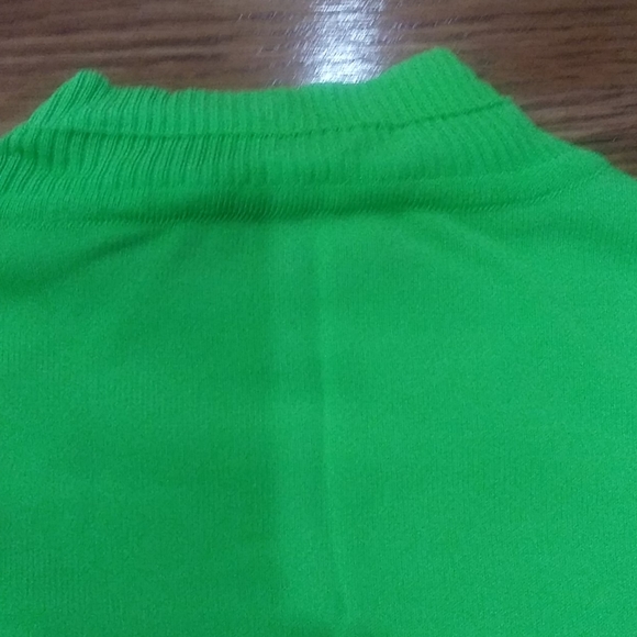 Gianni Versace lime color top - Picture 6 of 6